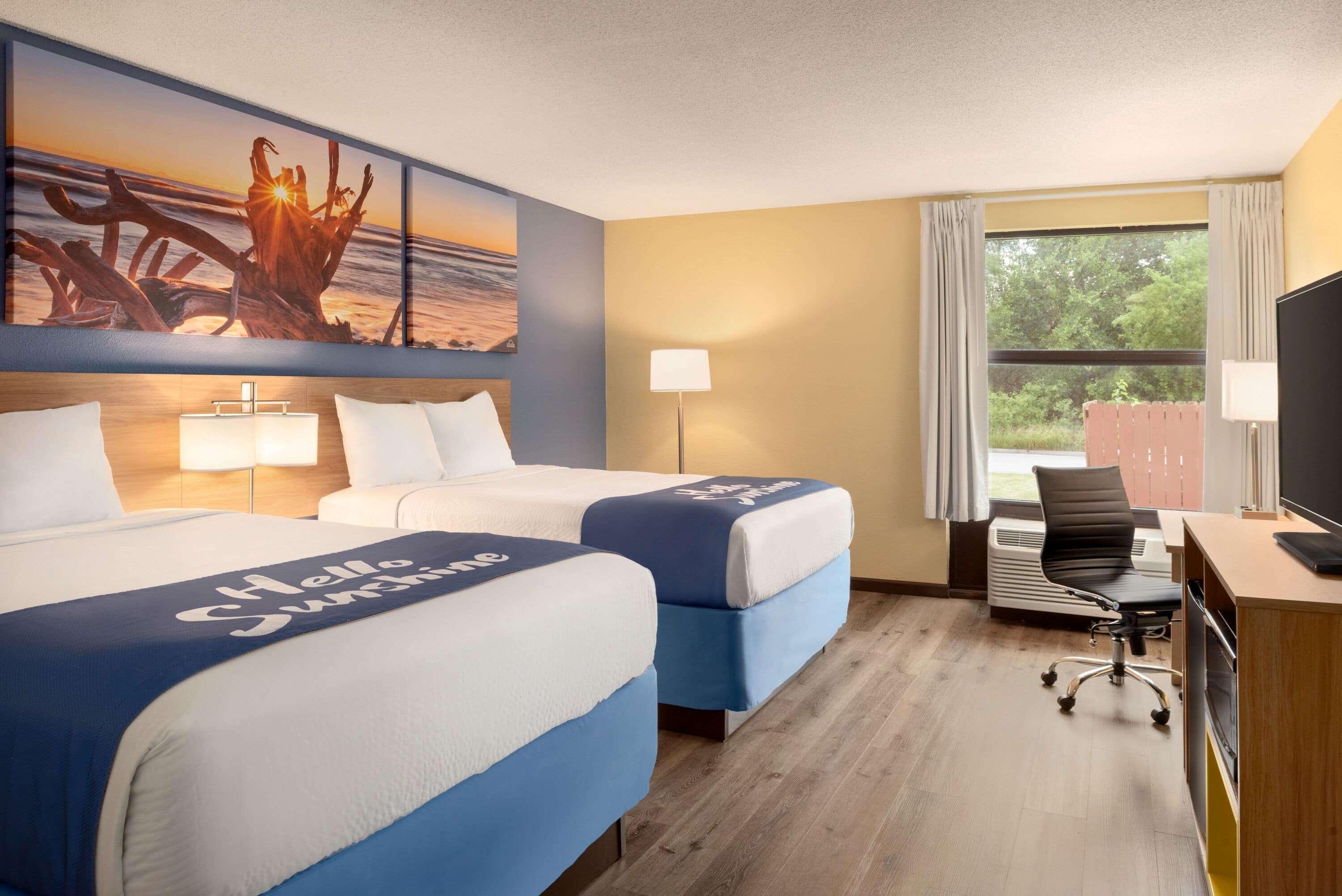 Days Inn & Suites By Wyndham Merrillville Bagian luar foto