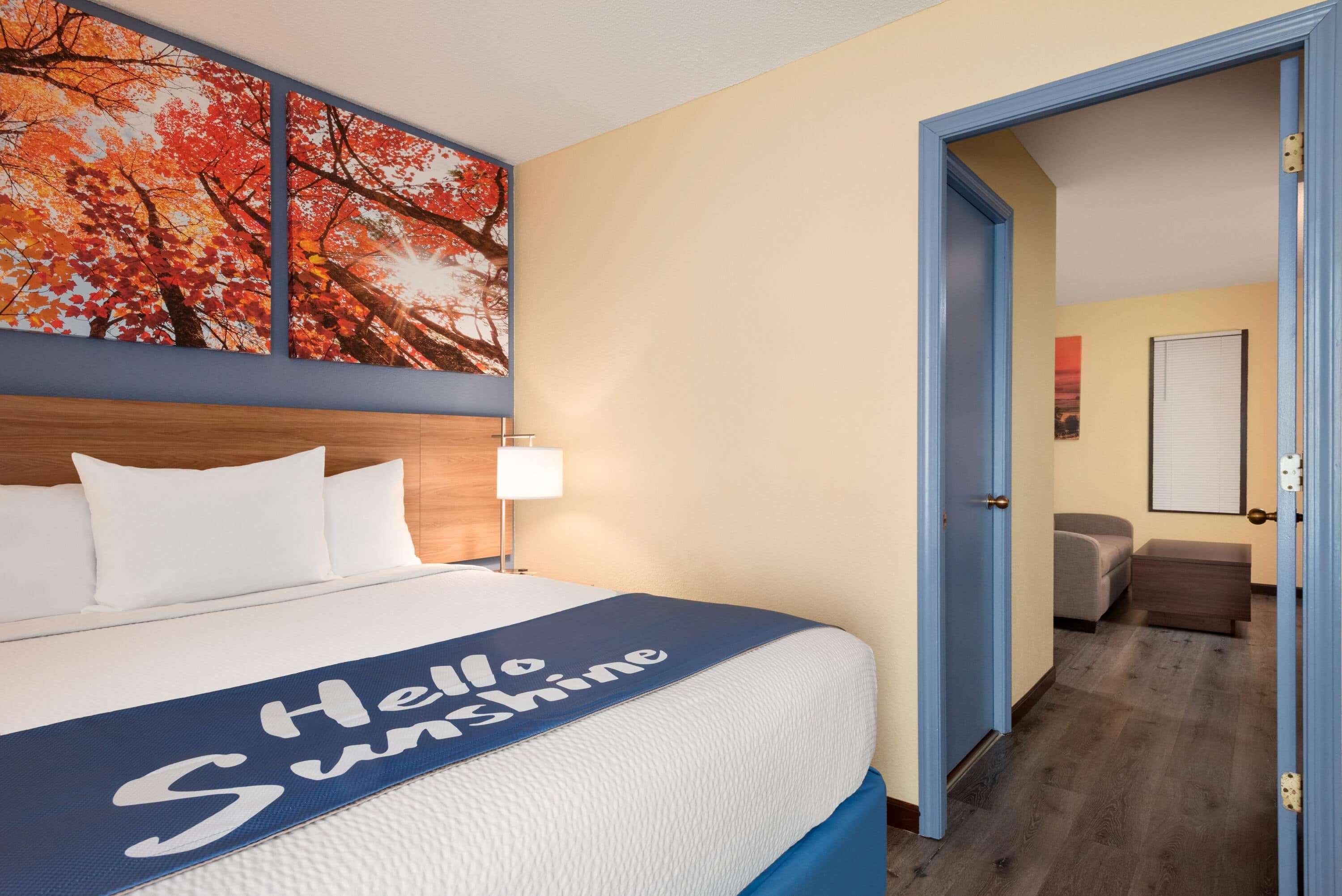 Days Inn & Suites By Wyndham Merrillville Bagian luar foto