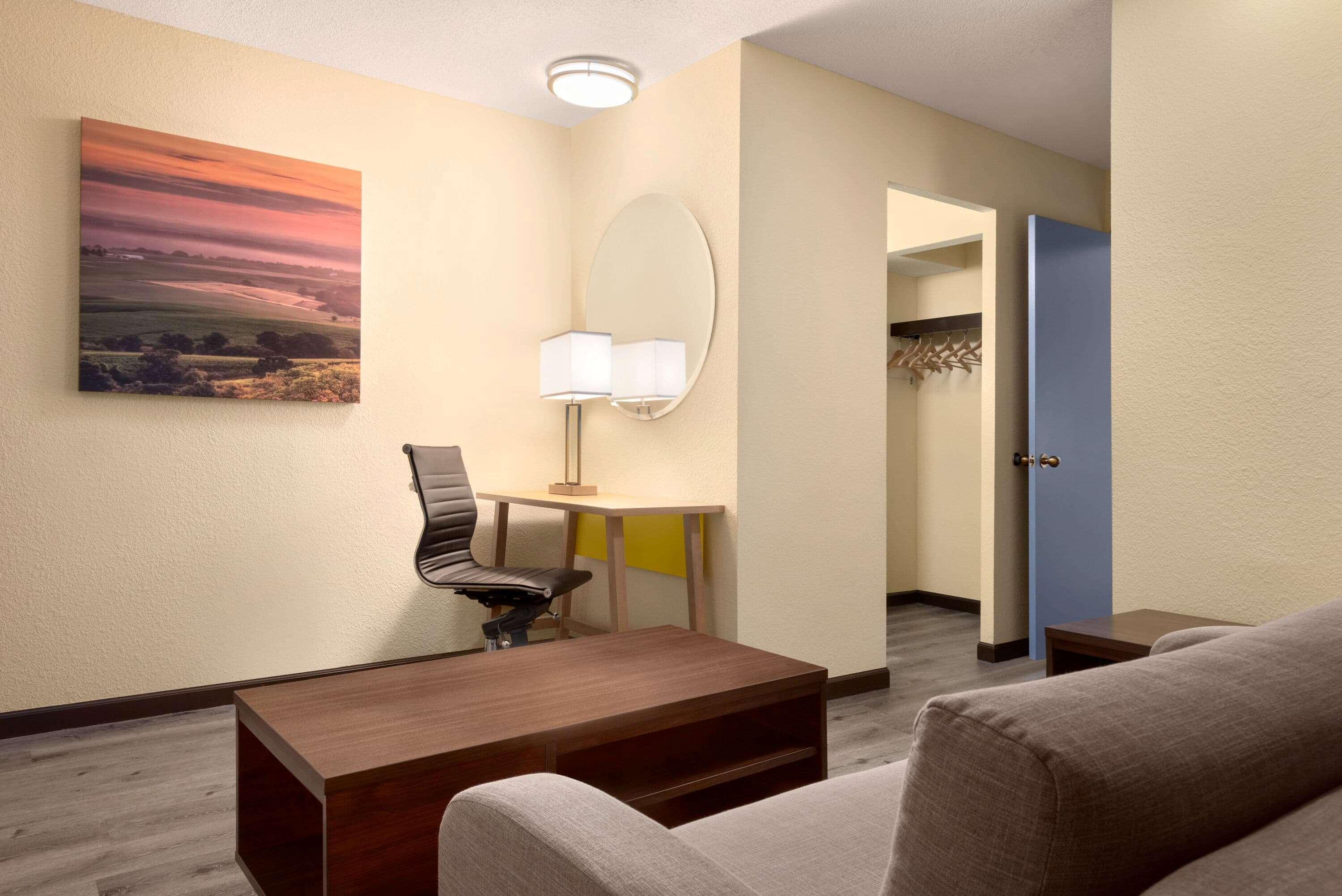 Days Inn & Suites By Wyndham Merrillville Bagian luar foto